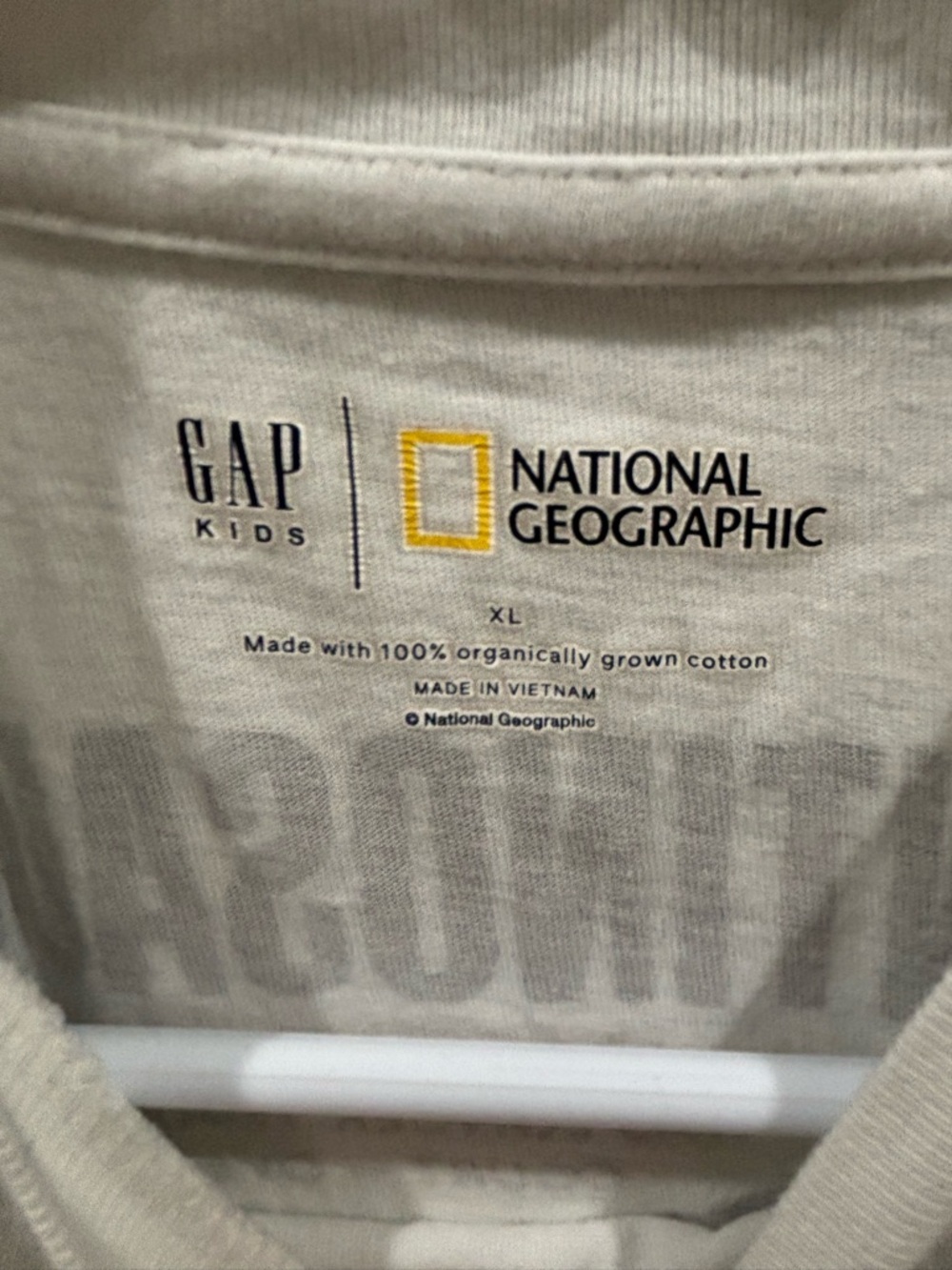 Boys GAP National Geographic White Dinosaur Graphic Long-Sleeve Tee - Picture 5 of 9
